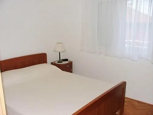 Jure Lejlighed Trogir